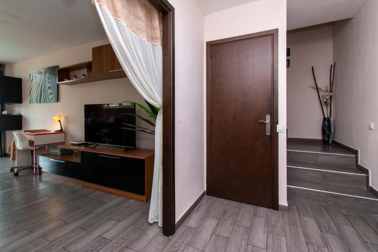 Duplex In Playa De Las Americas-Center Екстериор снимка